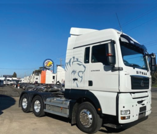 Truck Head / Tractor Unit